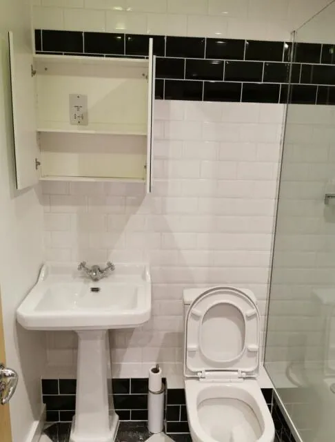 London, WC1X - image 3