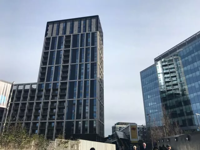  London, Croydon, CR0 - image 1